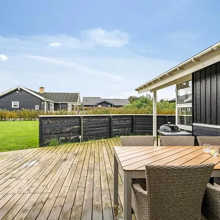 Dom wakacyjny Dagmar - 500m From The Sea By Interhome *